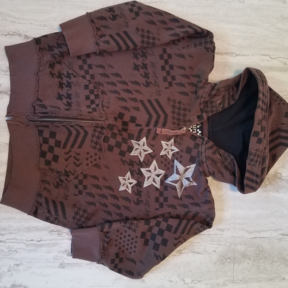 Boys size small 6/7 zip up hoody